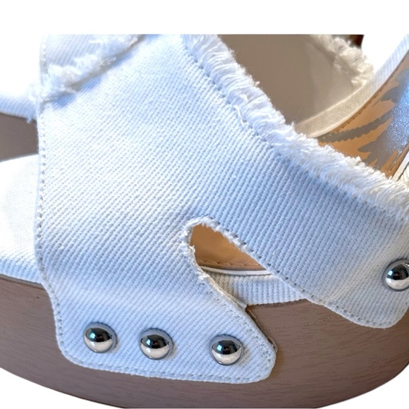 Gianni Bini DAISY White Denim Studded Platform Sandals - Picture 10 of 12